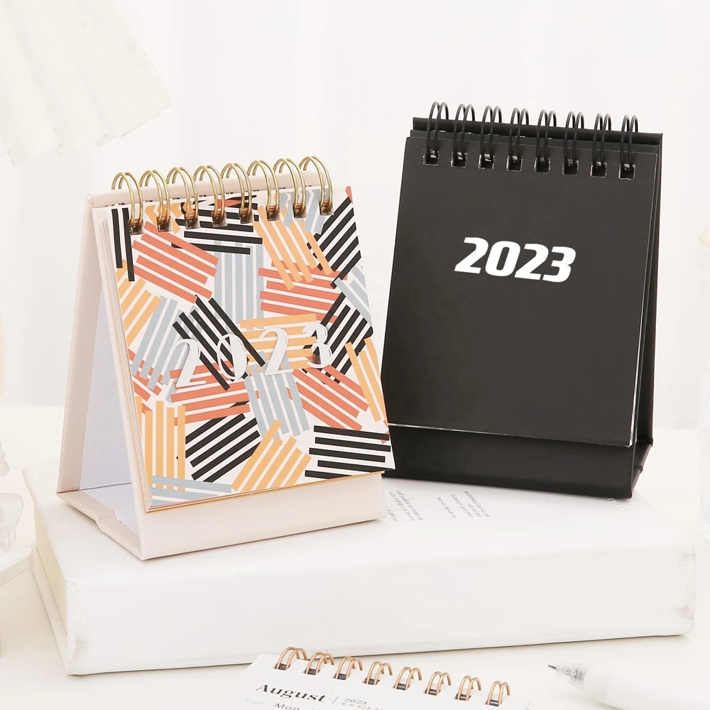 2024 Year Calendar Printing Company OEM Logo Art Paper Board Book Printing Wall Office Table English Schedule Desk Planner Calendar